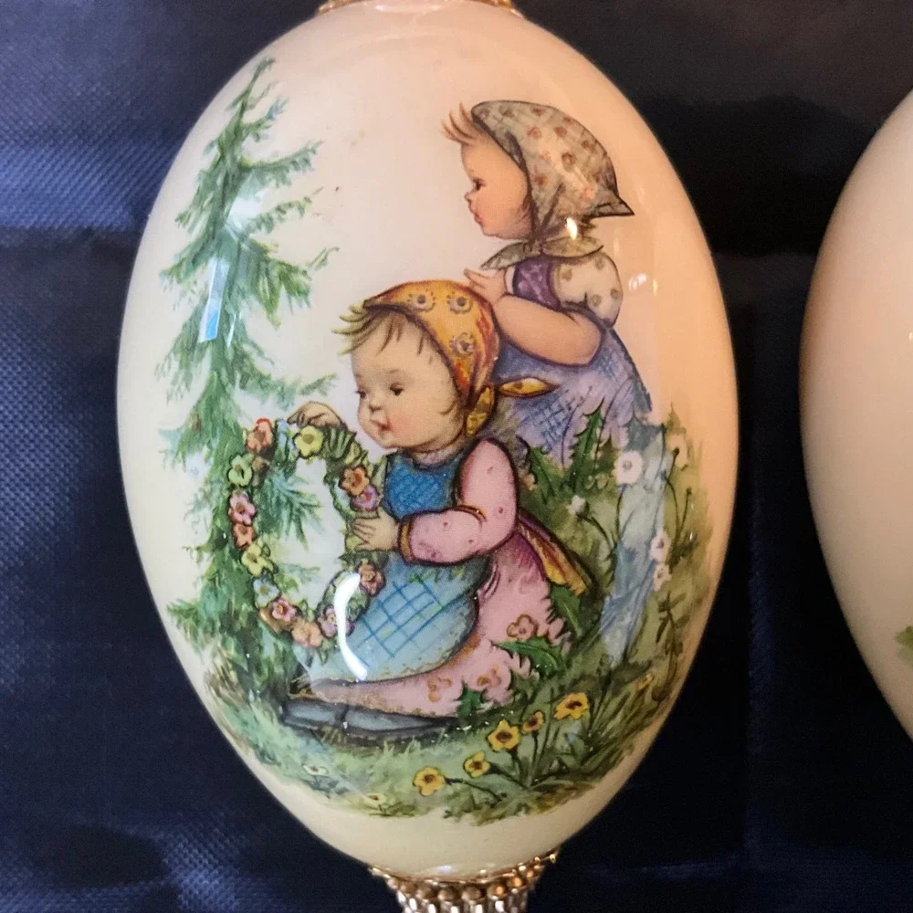 Vintage Hummel Inspired Porcelain Ornaments 2 Garden‎ Scene Christmas Coquette